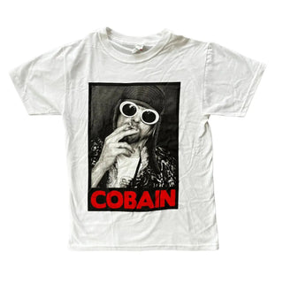 Kurt Cobain - Smoking - White T-Shirt Kurt Cobain
